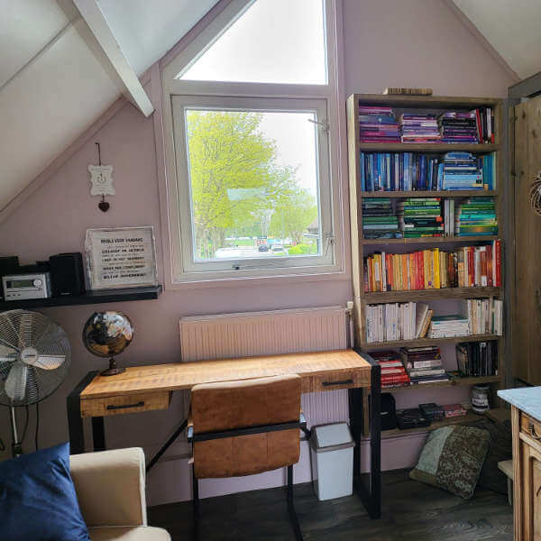 Bibliotheek gastenverblijf - Reconnect Bibliotheek gastenverblijf - Reconnect