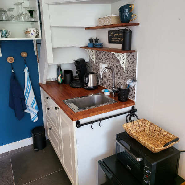 Kitchenette gastenverblijf - Reconnect Kitchenette gastenverblijf - Reconnect